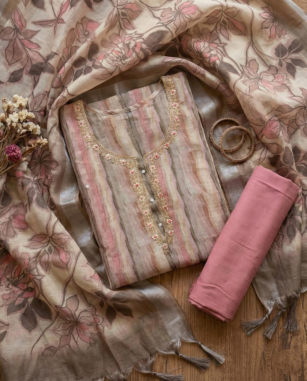 LINEN EMBELLISHED GOL GALA IN PASTEL HUES